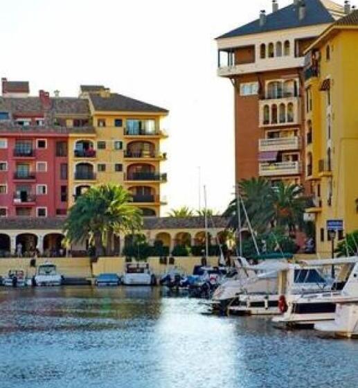 پانسیون Valencia Beach Room With Private Bathroom Coliving