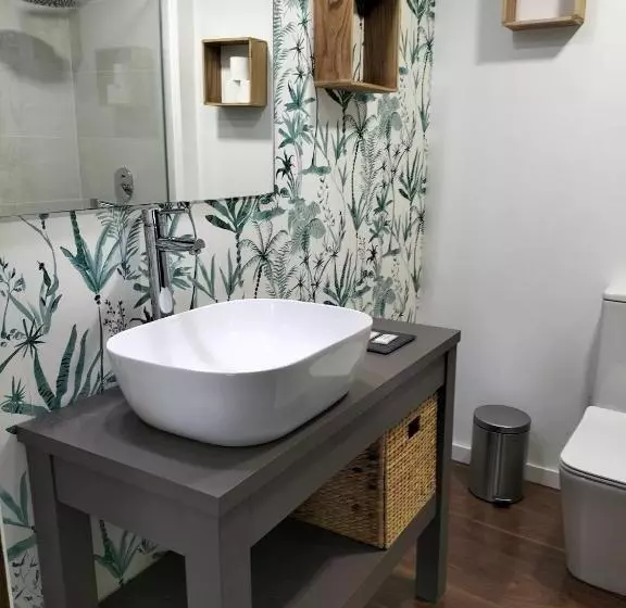 Majatalo Valencia Beach Room With Private Bathroom Coliving