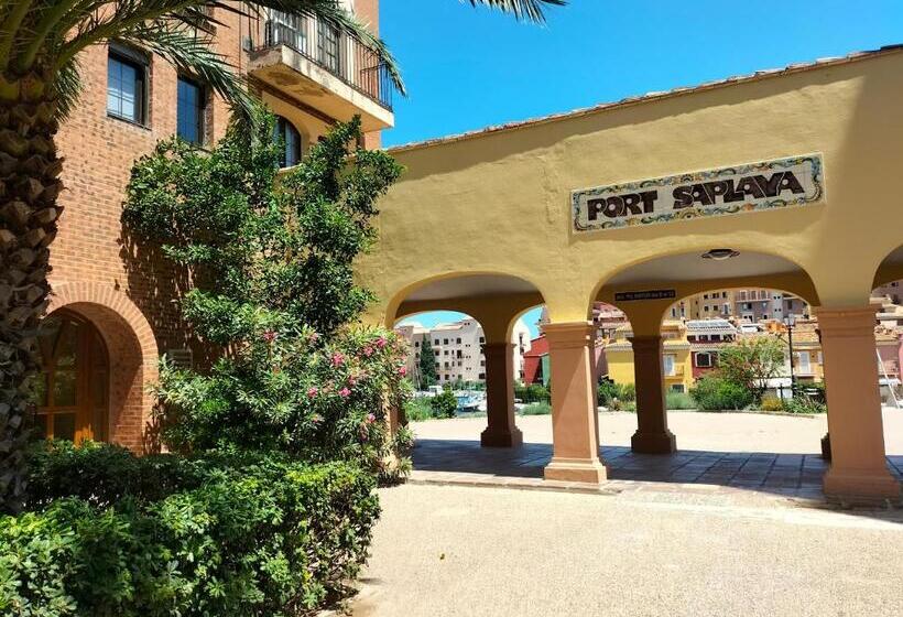 پانسیون Valencia Beach Room With Private Bathroom Coliving