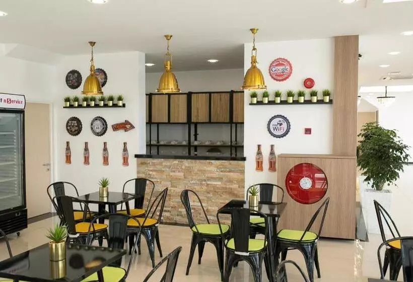 Savana Hotel & Serviced Apartments