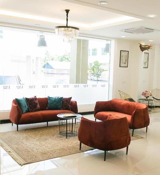 Savana Hotel & Serviced Apartments