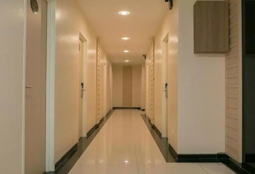 Savana Hotel & Serviced Apartments