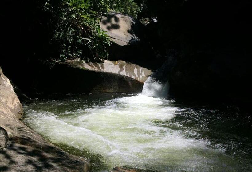 ユースホステル Pousada Flor Da Manhã