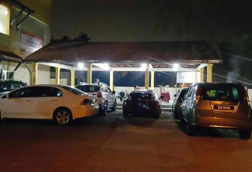 旅馆 Teluk Lipat Seaview Inn