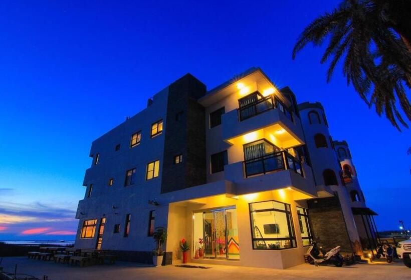 تختخواب و صبحانه Air Force