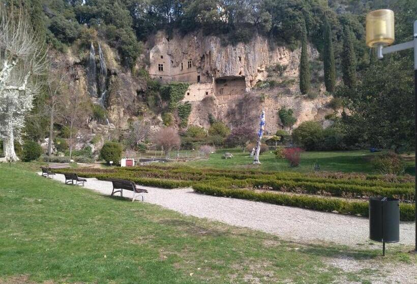 مبيت وإفطار La Mansardiere