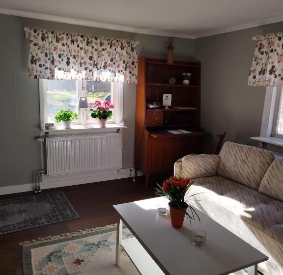 تختخواب و صبحانه Molidens Gästgiveri Jönköping