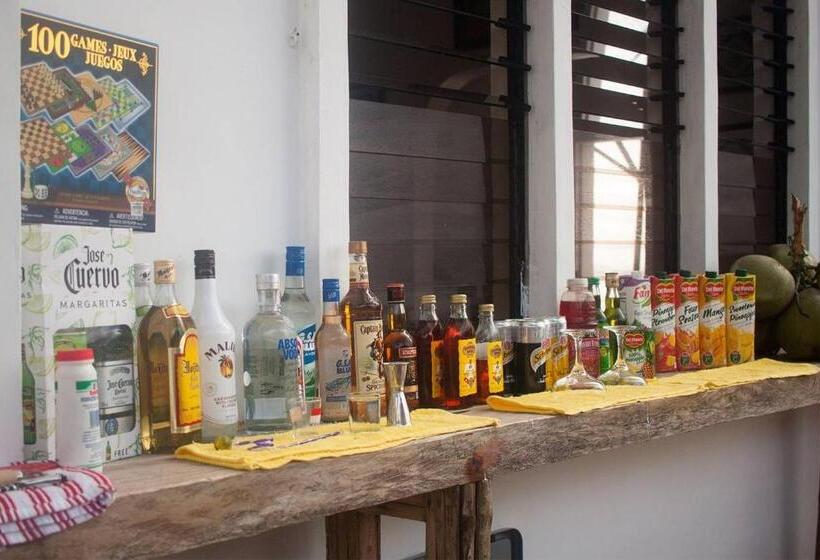 Bed and Breakfast Sunset Beach House