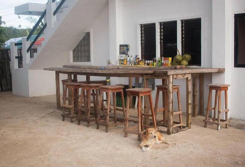 Bed and Breakfast Sunset Beach House