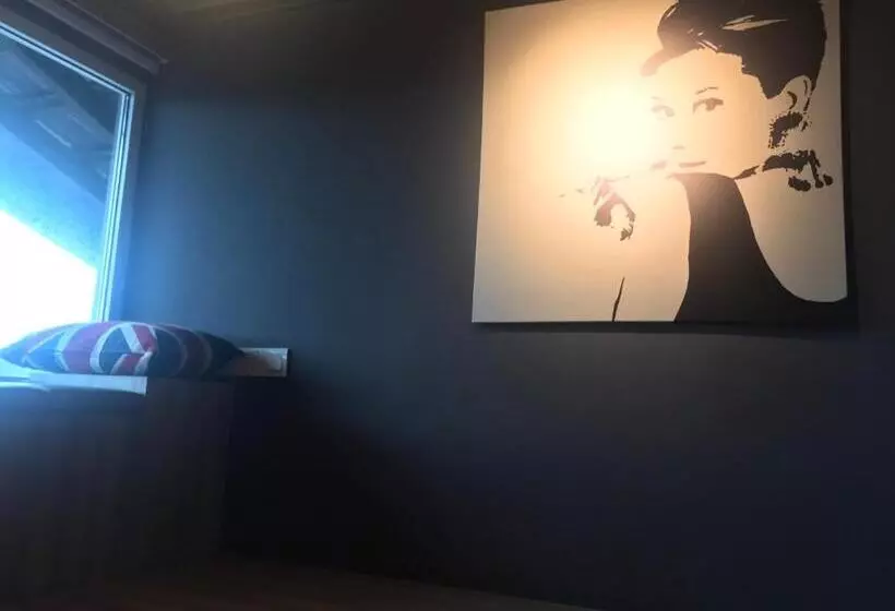 Aamiaismajoitus (B&B) The Corner House