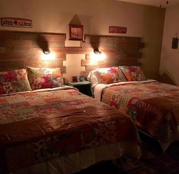 Dusty Boots Motel & Cafe