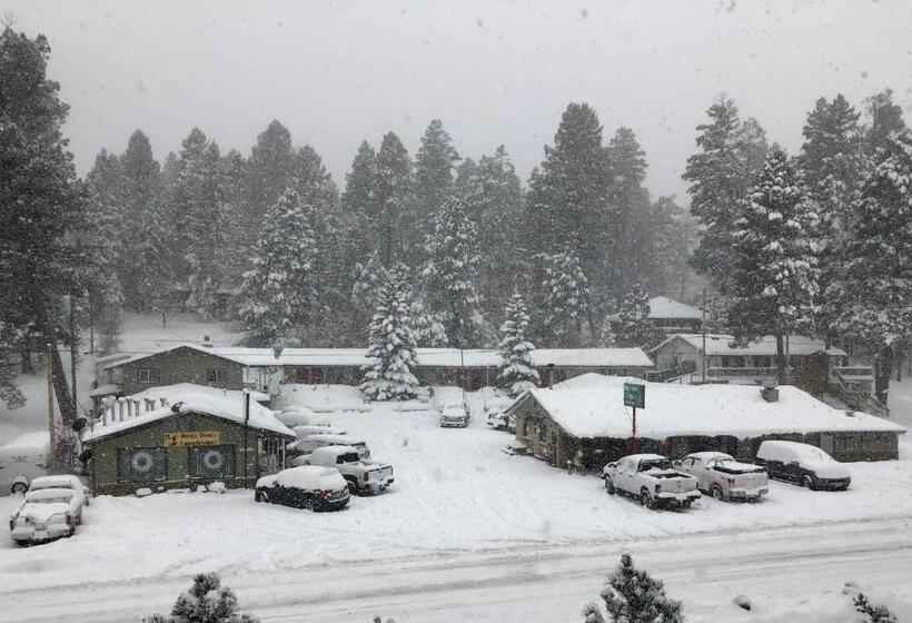 Dusty Boots Motel & Cafe