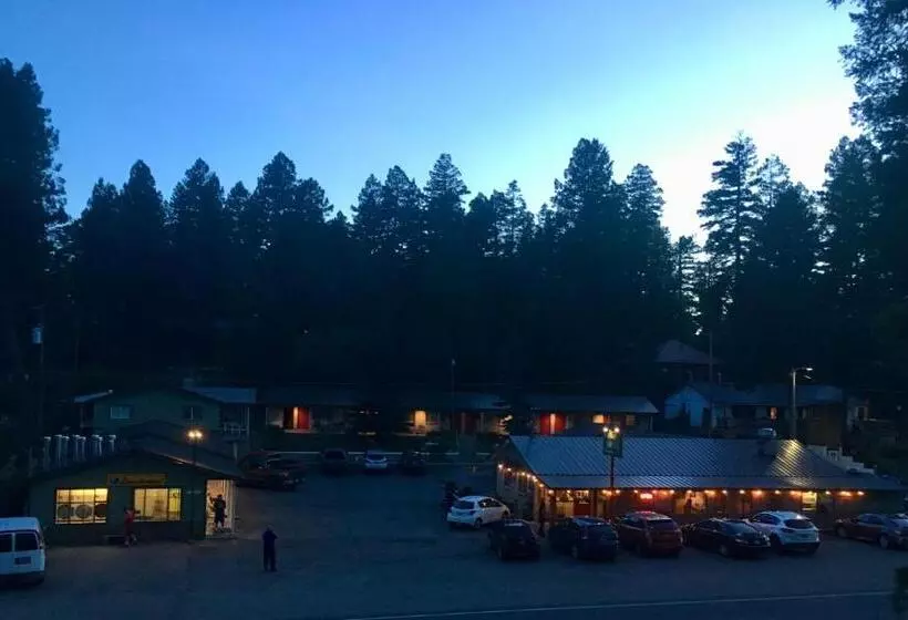 Dusty Boots Motel & Cafe