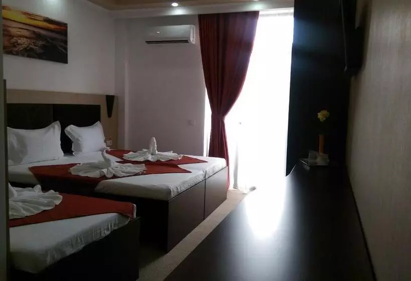 Hotel Evia