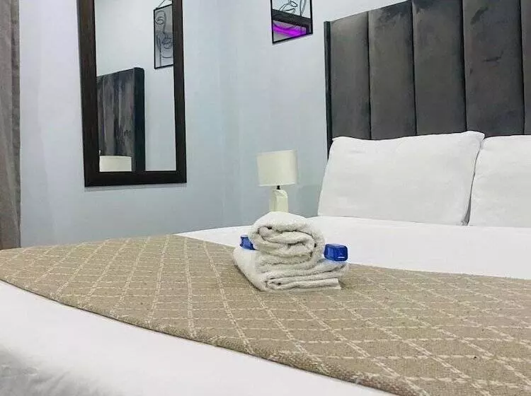 ペンション Airport Imperial Guest House