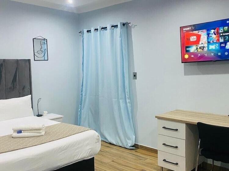 פנסיון Airport Imperial Guest House