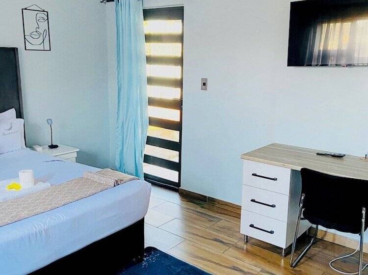 פנסיון Airport Imperial Guest House