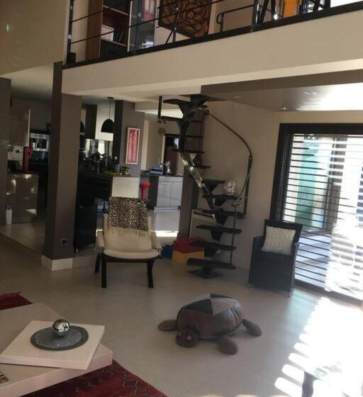 ペンション Guest House Ginoux