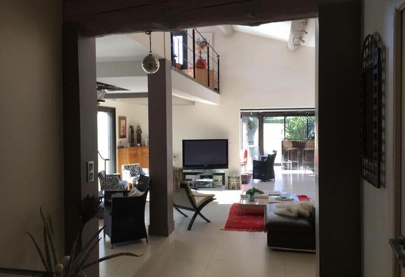 ペンション Guest House Ginoux