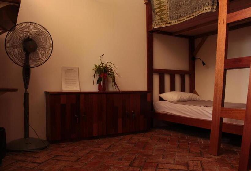 Pensão Nanga Damai Homestay