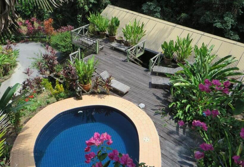 Pensão Nanga Damai Homestay