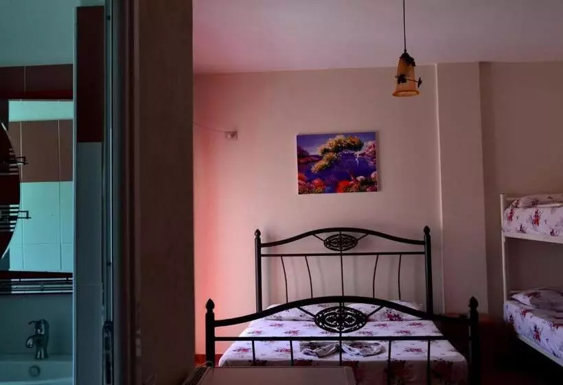 Majatalo Nuovo Sun Golem