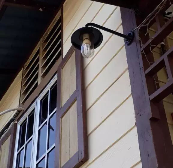 ペンション Teratak Opah Kamunting