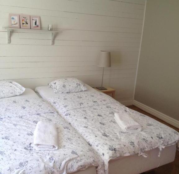 تختخواب و صبحانه Säbyholms Gård