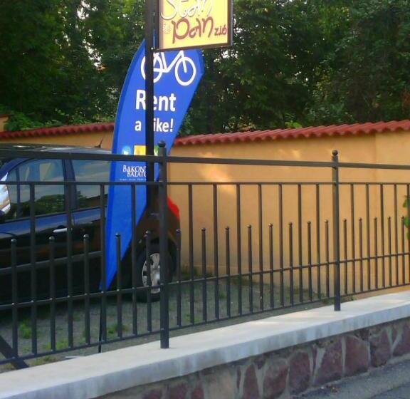 住宿加早餐 Stan és Panzió