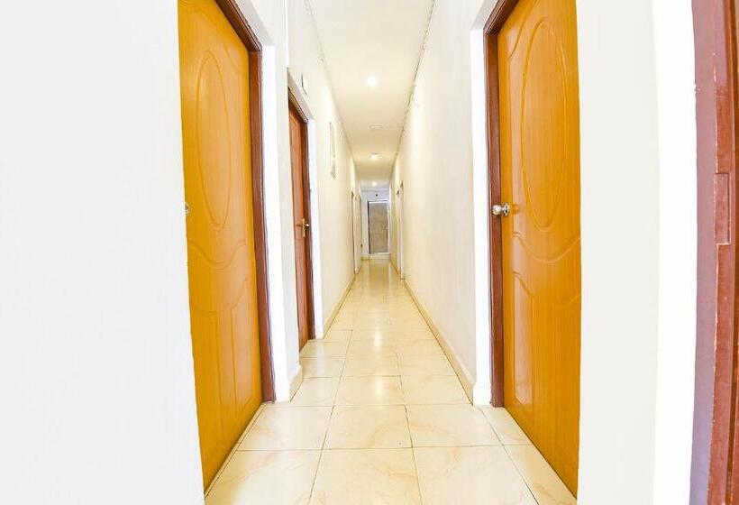 Hotel Super Townhouse Candolim