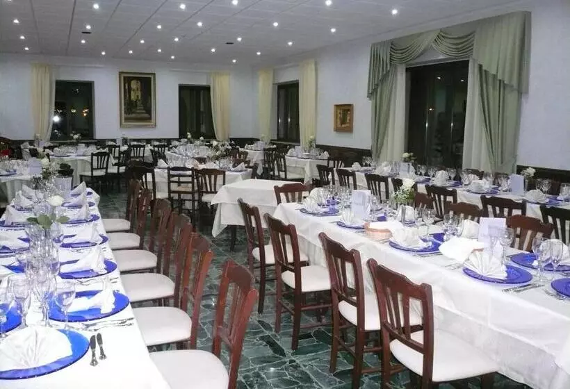 Hotelli Albergo Belvedere