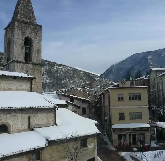 Hotelli Albergo Belvedere