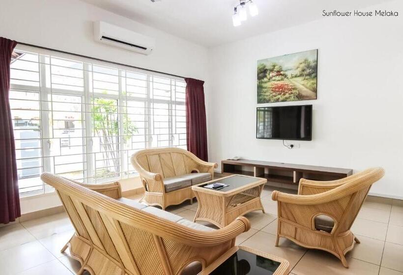 Hotel De Harmony Stay