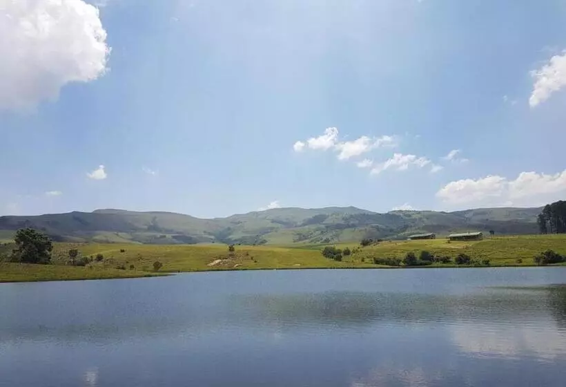 ホテル Luiperdkloof Trout Lodge