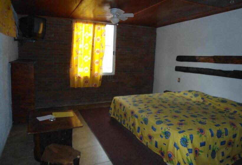 فندق Valle De Bravo