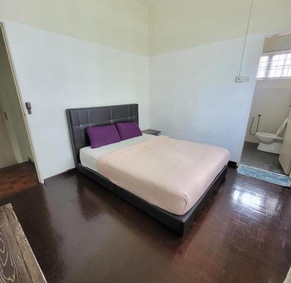 پانسیون Kompovilla