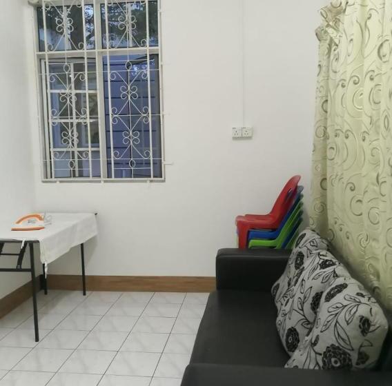 پانسیون Kompovilla