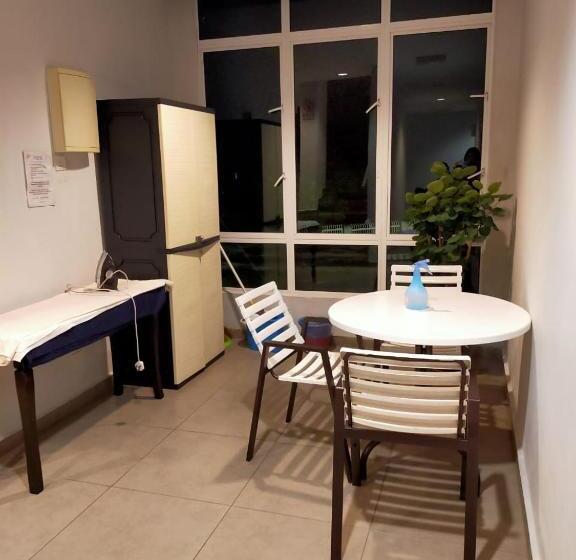 پانسیون Kompovilla