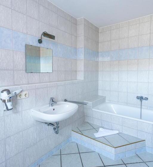 U Nautic Restaurant & Pension