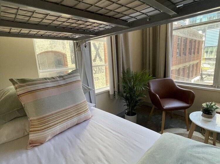 ユースホステル Europa Melbourne