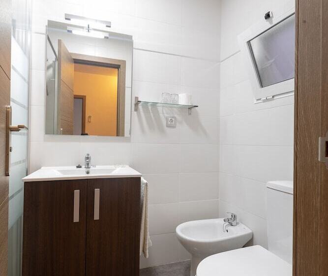 Vandrarhem Hostal La Pilarica