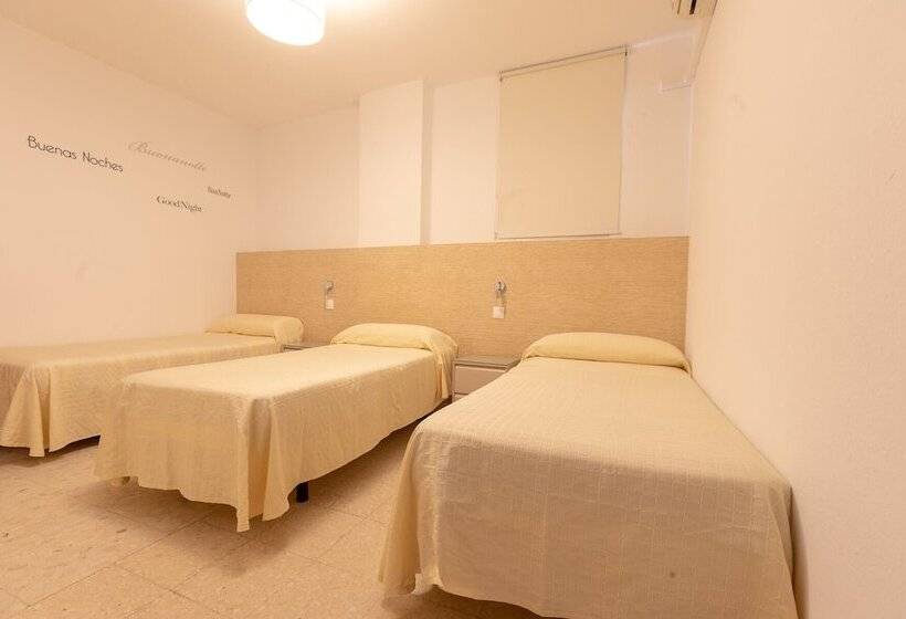 Vandrarhem Hostal La Pilarica