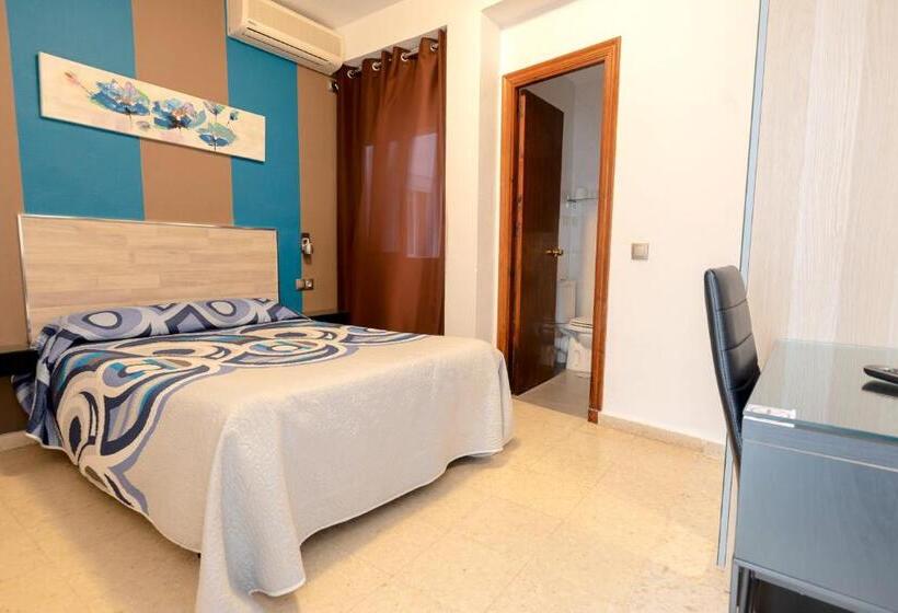 Vandrarhem Hostal La Pilarica