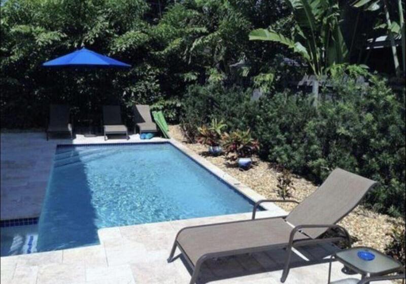 مبيت وإفطار Islands Inn On The Drive