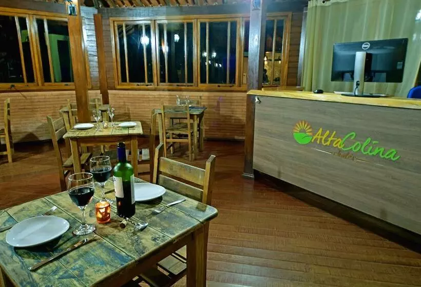 Hotelli Alta Colina Chales