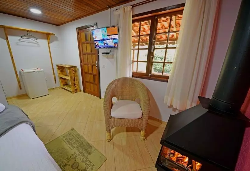Hotelli Alta Colina Chales