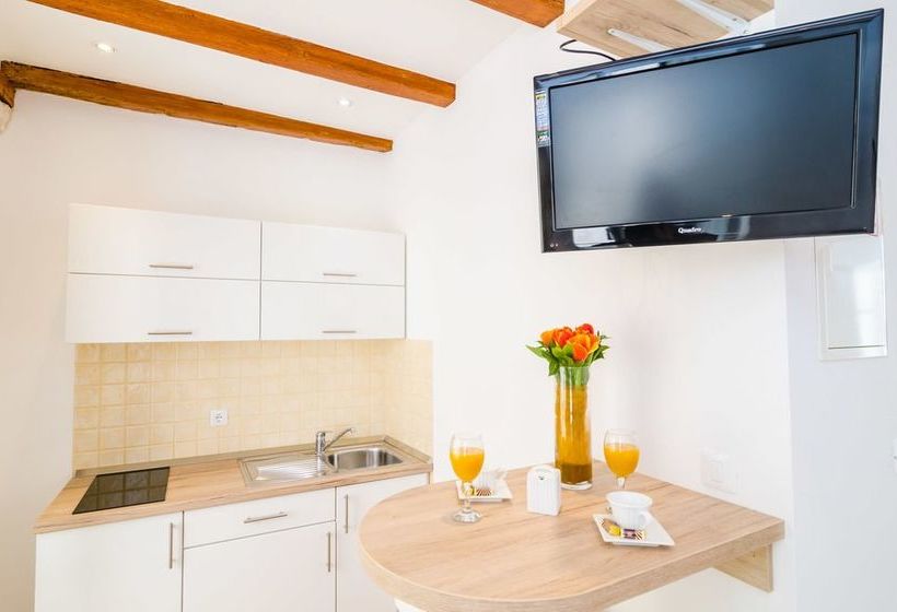 Fotos del hotel Apartments Raic:  17