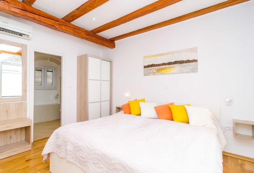 Fotos del hotel Apartments Raic:  25