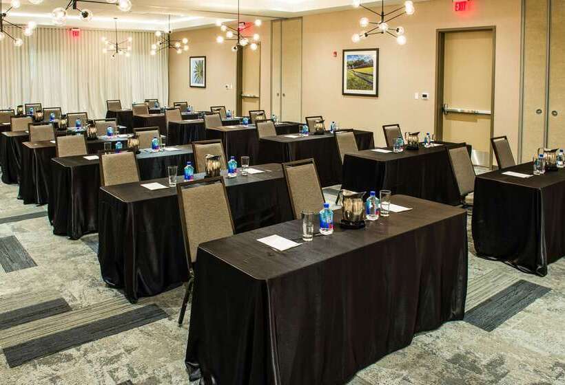 Cambria Hotel Mcallen Convention Center