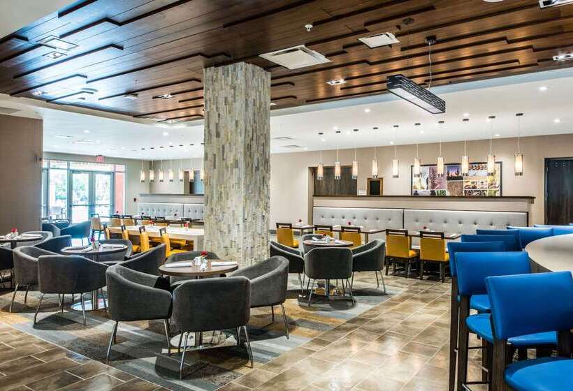 Cambria Hotel Mcallen Convention Center